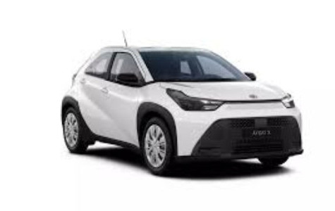 Noleggio a lungo termine Toyota AygoX Hybrid 115 e-CVT