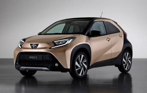 Noleggio a lungo termine Toyota AygoX 1.0B (72 CV) Trend Sport