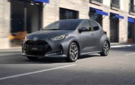 Noleggio a lungo termine Toyota Yaris Hybrid 115 Icon