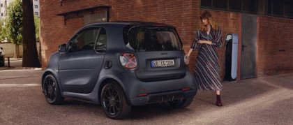 smart EQ fortwo edition bluedawn: la nuova serie speciale