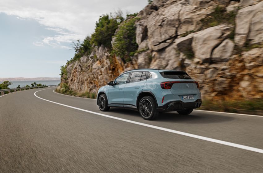 mercedes-gla-elettrica-retro
